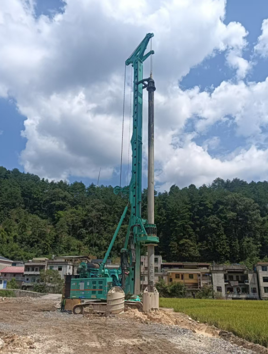 逆势而上，上海金泰大型旋挖钻机凭实力破局基建寒冬